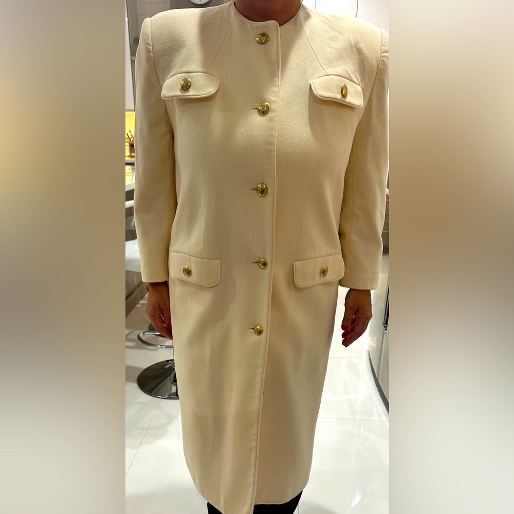 Marino wool cream dress coat with gold buttons - size L
